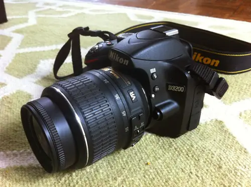 A nova câmera DSLR que compramos