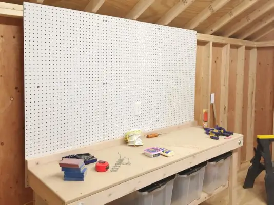 skur lagring ideer hengende pegboards