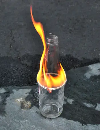 Brûler des bouteilles en verre