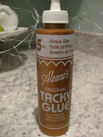 Mobilā Alens Tacky Glue