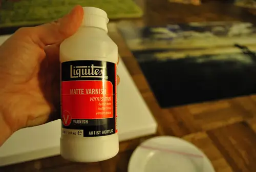 לכה של Liquitex