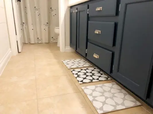 Azulejos de prueba de piso de baño con plantilla Angela