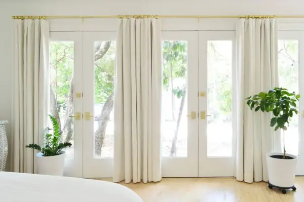 Flórida, nosso quarto com cortinas retas