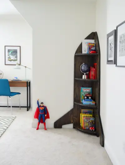 Boys Outer-Space-Bedroom DIY-Rocket-Bookshelf