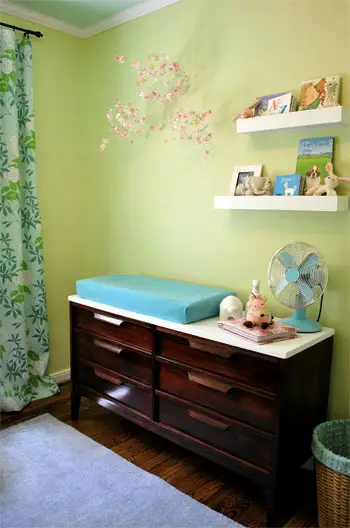 Mur de commode de chambre d'enfant2