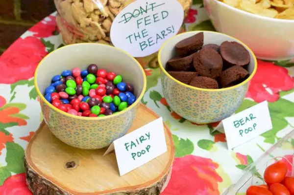 Copos de cocô para mesa de comida para festa do urso fada da floresta