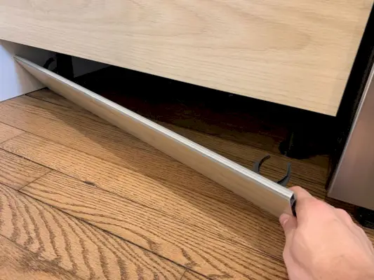 Installation von IKEA Kitchen Toe Kicks