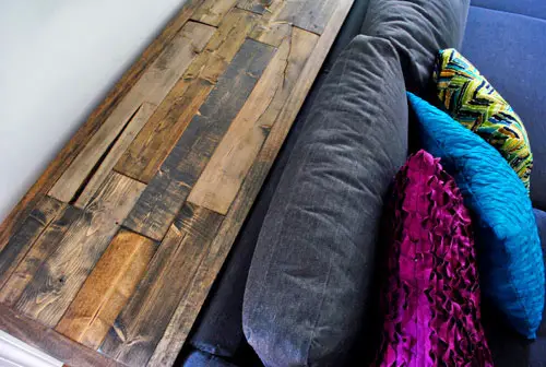 Konsolentischplatte aus Holz mit rustikalem Used-Look