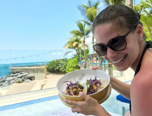 Puerto Rico Condado Vanderbilt Tacos ved poolen