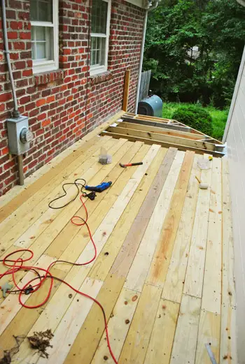 Decking 2 Milieu Terminé