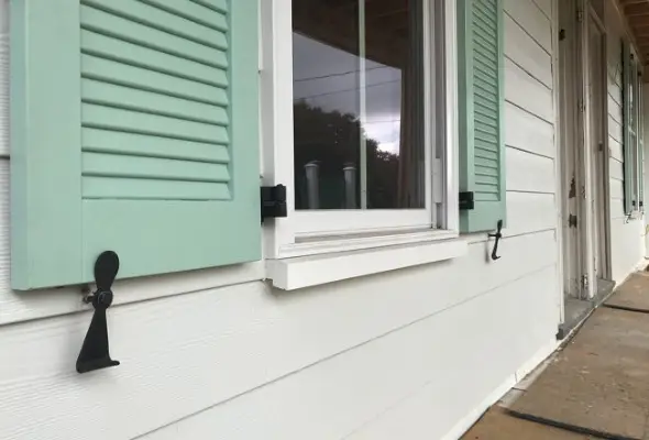 Duplex Exterior Shutter Dogs Horiztonal