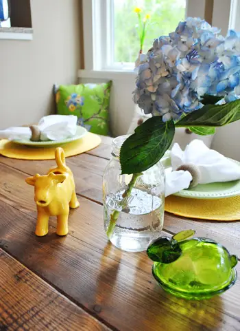 Homearama Bfast Table Vache