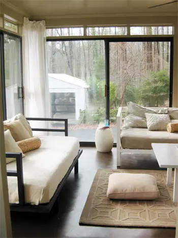 Daybed Sunroom1