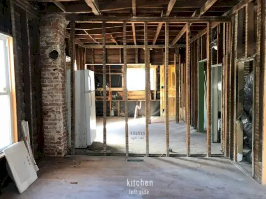 Demo Duplex Looking Through KitchensLABEL