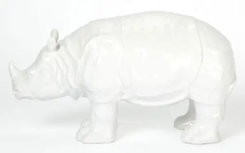 À la recherche d'un rhinocéros en céramique