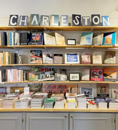 Binnenkant van blauwe fietsboeken in Charleston, Zuid-Carolina