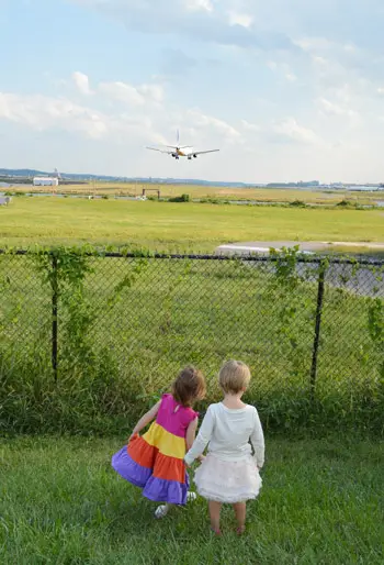 Cerca Elsa Clara do Aeroporto DC 5