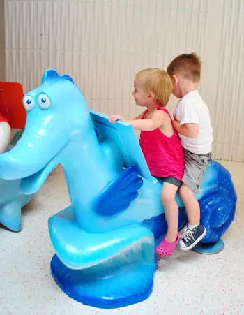 tour d'aquarium de Géorgie pour s'asseoir