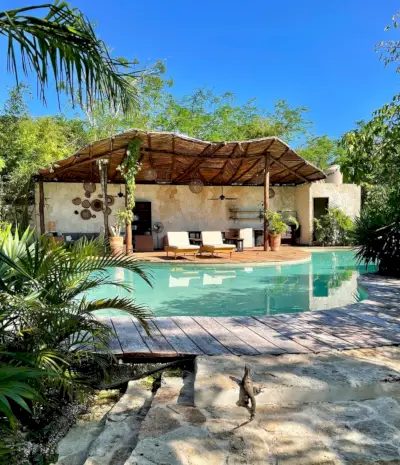 Pool hos Arkah Airbnb i Akumal Mexico