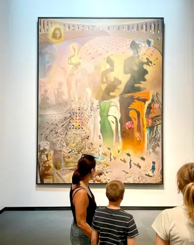 La peinture hallucinogène du Toréador au Musée Salvador Dali à Saint Petersburg en Floride