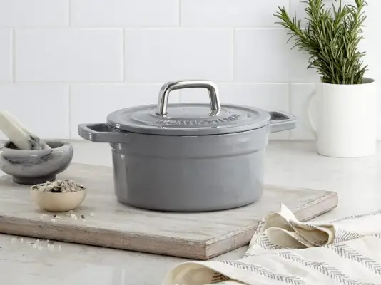 Glänzender Martha Stewart Pot Black Friday Sale